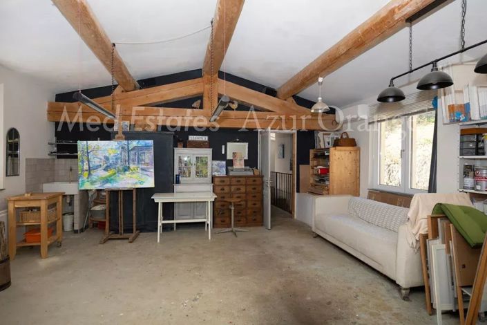 Image No.32-4 Bed House for sale