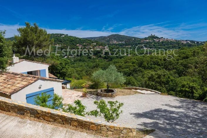 Image No.38-4 Bed House for sale