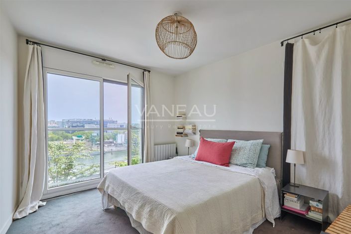 Image No.15-3 Bed Apartment for sale