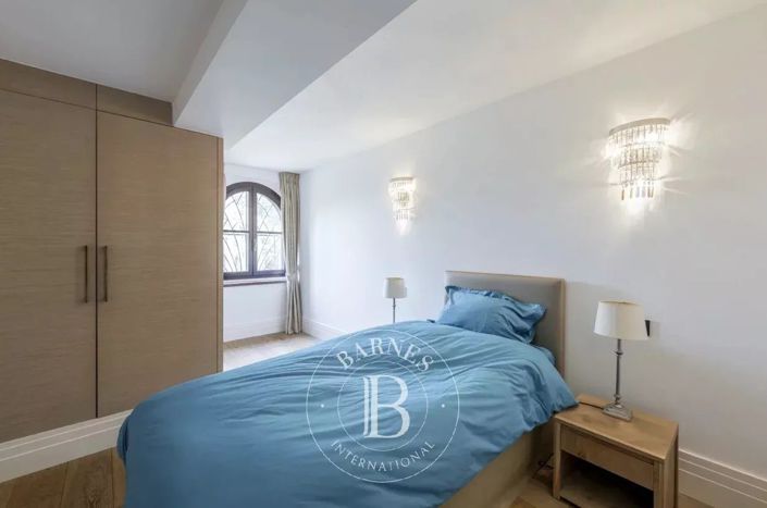 Image No.21-4 Bed House for sale