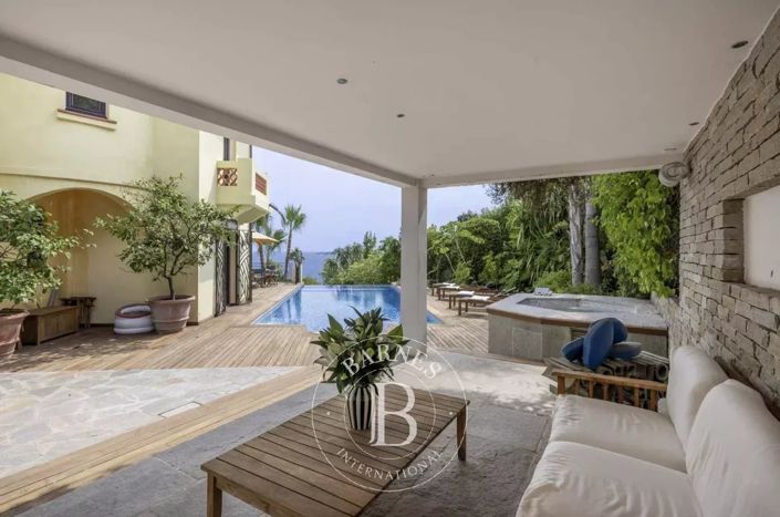Image No.27-4 Bed House for sale