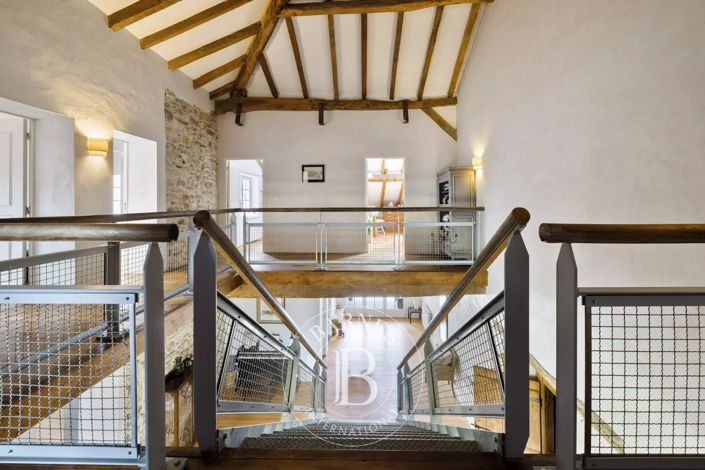 Image No.11-6 Bed House for sale