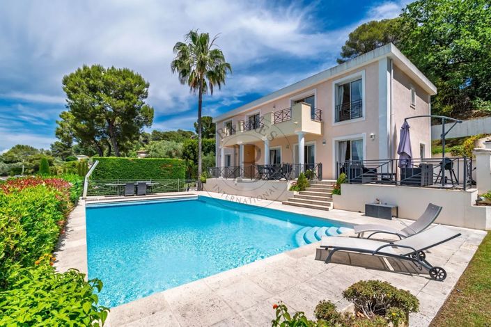Image No.2-5 Bed House for sale