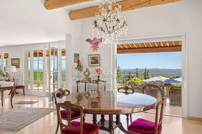 Image No.6-4 Bed House for sale