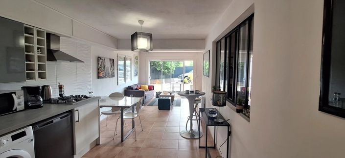 Image No.24-4 Bed House for sale