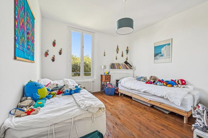 Image No.14-5 Bed House for sale