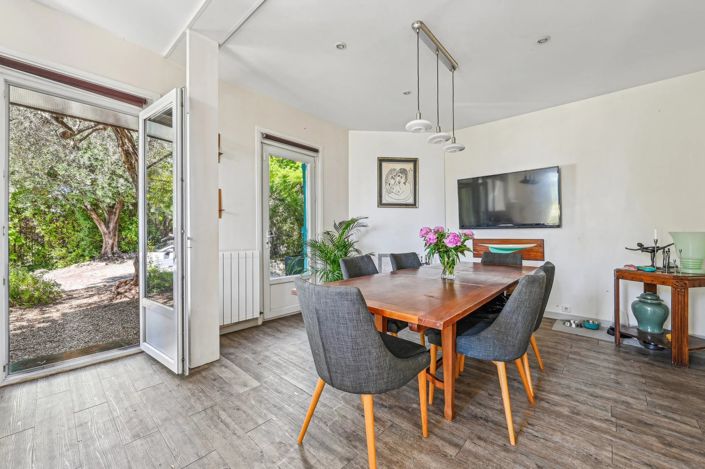Image No.4-5 Bed House for sale