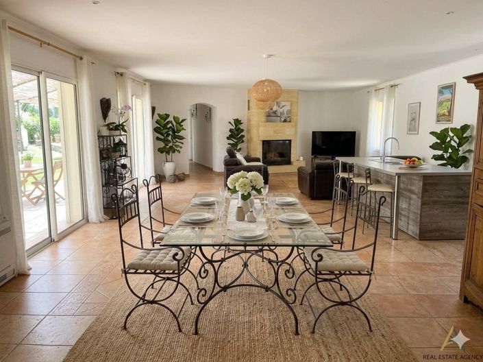 Image No.5-4 Bed House for sale