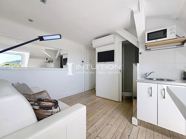 Image No.8-Apartment for sale
