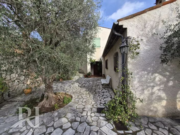 Image No.7-3 Bed House for sale