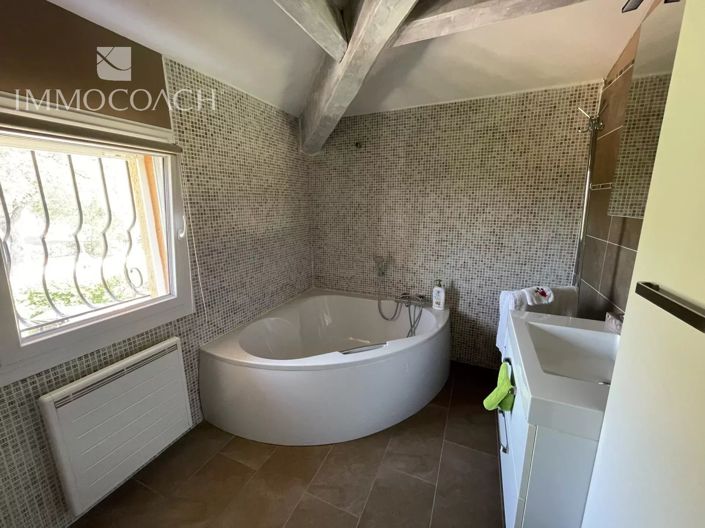 Image No.13-4 Bed House for sale