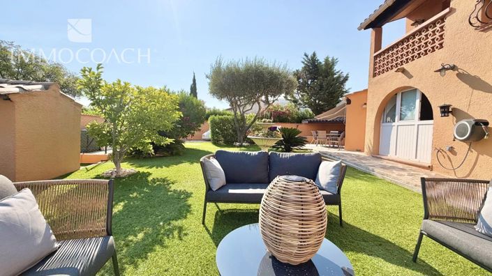 Image No.2-4 Bed House for sale