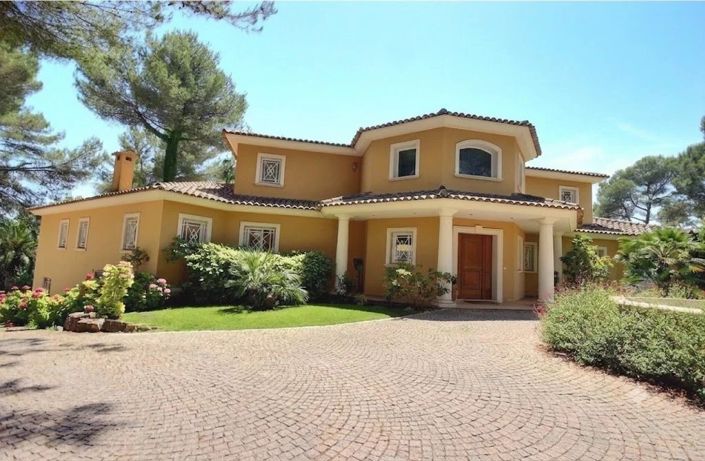Image No.21-4 Bed House for sale