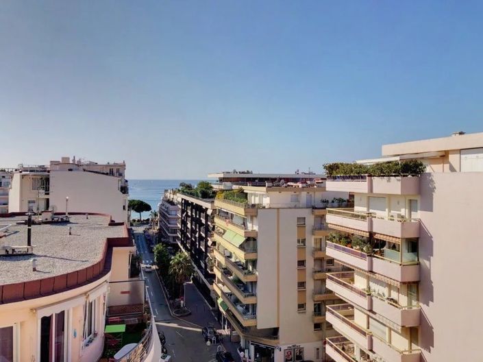 Image No.17-2 Bed Apartment for sale