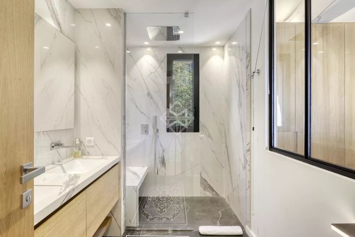 Image No.14-5 Bed House for sale