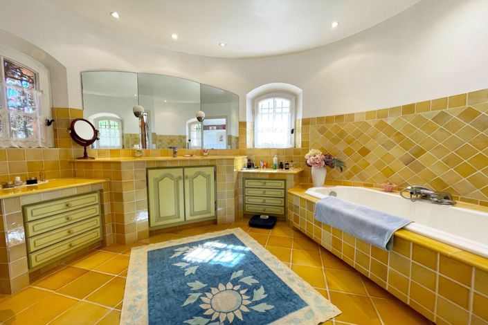 Image No.7-3 Bed House for sale