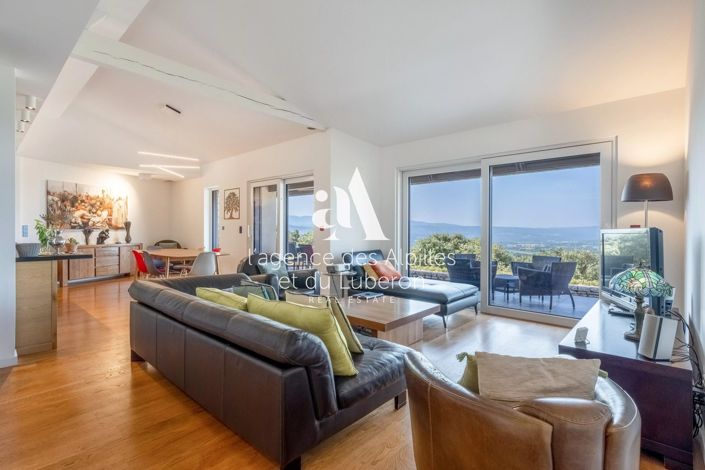 Image No.3-3 Bed House for sale