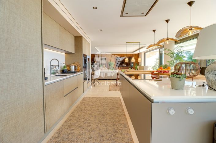 Image No.42-3 Bed Apartment for sale