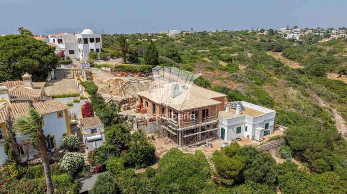 Image No.34-4 Bed House for sale
