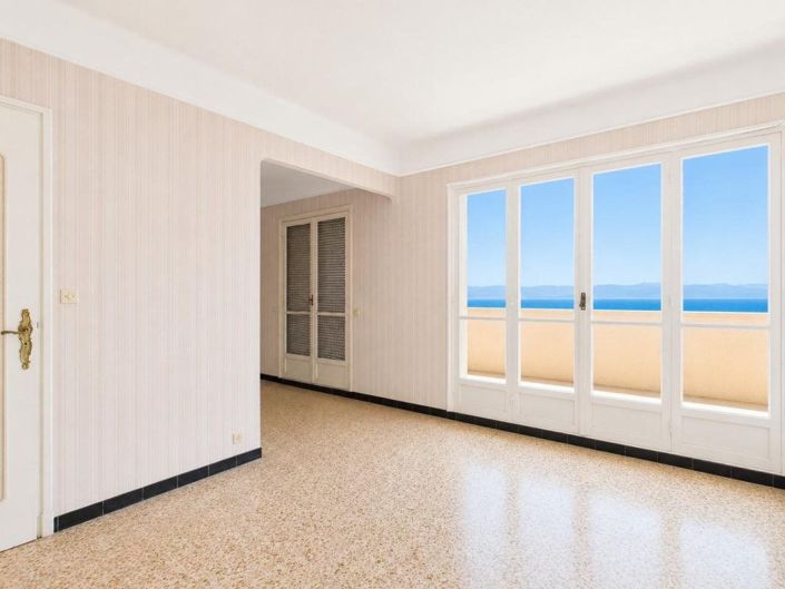 Image No.4-4 Bed Apartment for sale