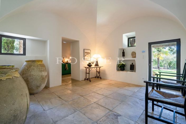 Image No.4-3 Bed House for sale