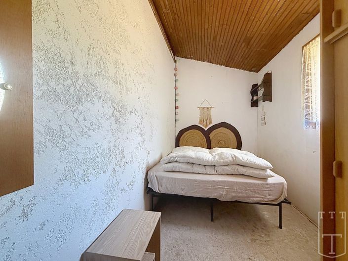 Image No.17-2 Bed House for sale