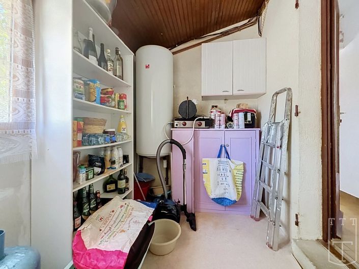 Image No.19-2 Bed House for sale