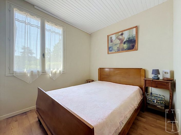 Image No.7-2 Bed House for sale