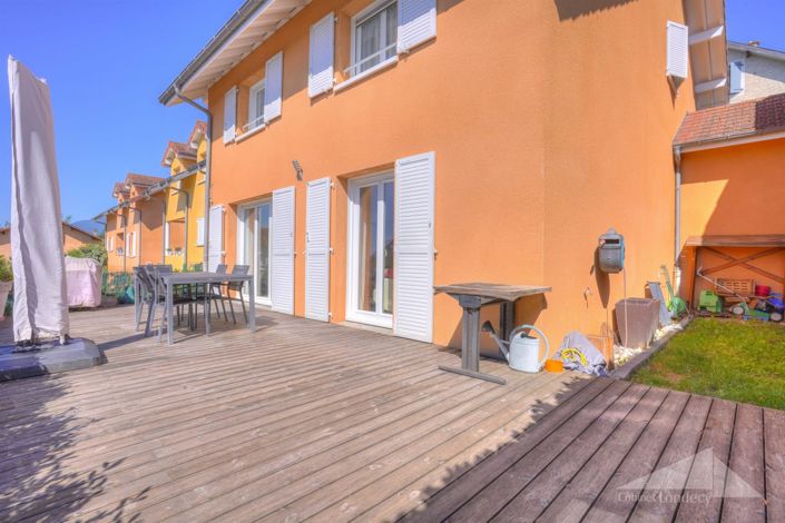 Image No.2-4 Bed House for sale