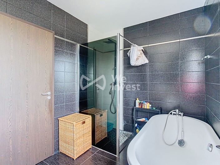 Image No.3-3 Bed Apartment for sale