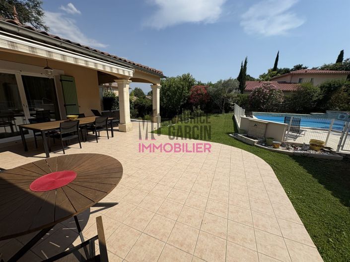 Image No.6-5 Bed House for sale
