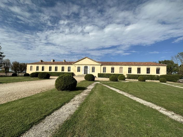 Image No.2-Propriété de 5 chambres à vendre à Auch