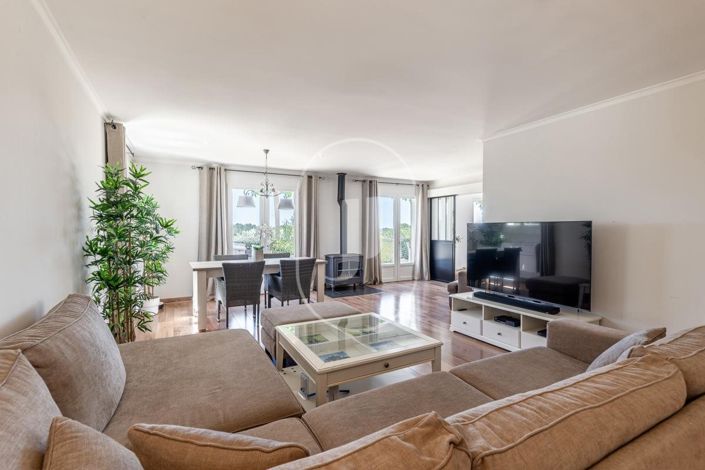 Image No.3-7 Bed House for sale