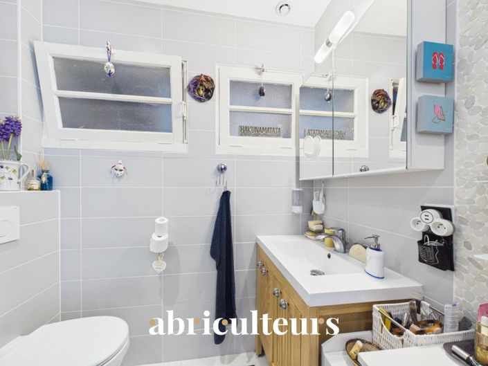 Image No.16-2 Bed House for sale