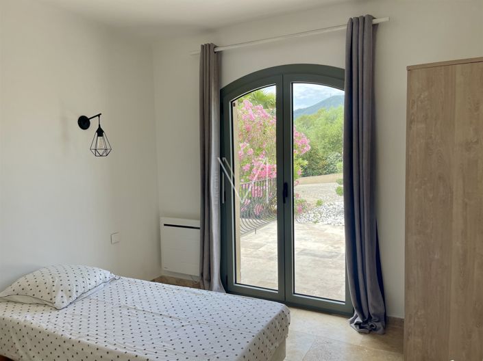 Image No.16-3 Bed House for sale