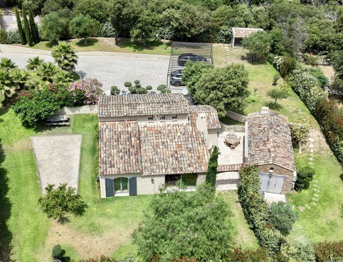 Image No.20-3 Bed House for sale