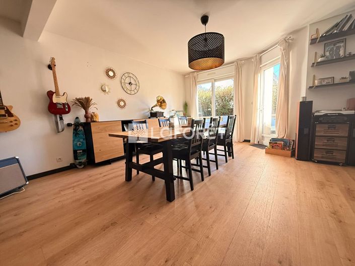 Image No.2-2 Bed House for sale