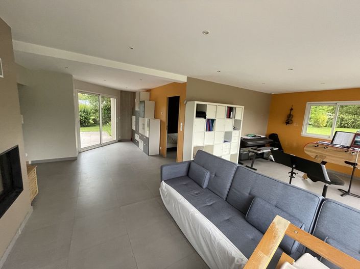 Image No.4-6 Bed House for sale