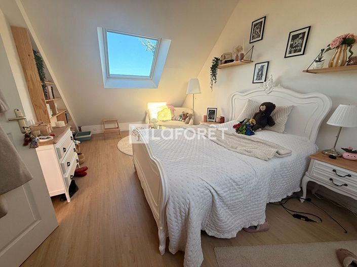 Image No.7-4 Bed House for sale