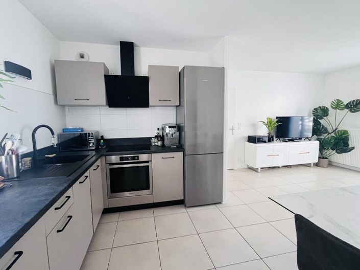 Image No.3-2 Bed Apartment for sale