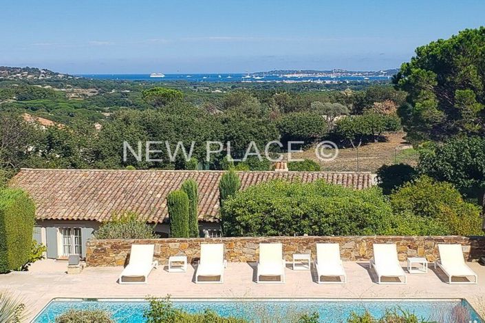 Image No.2-8 Bed House for sale