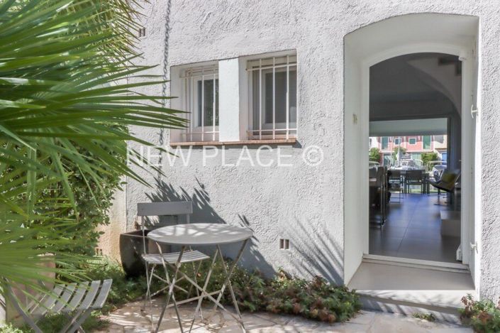 Image No.2-2 Bed House for sale