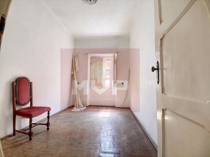 Image No.14-5 Bed House for sale