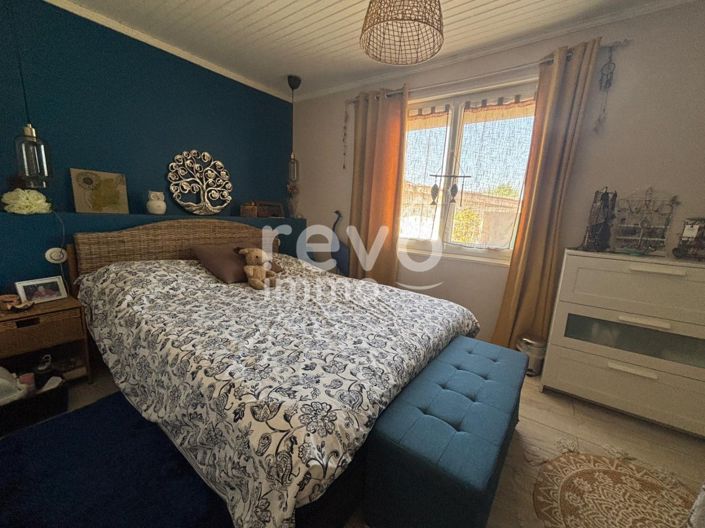 Image No.11-2 Bed House for sale