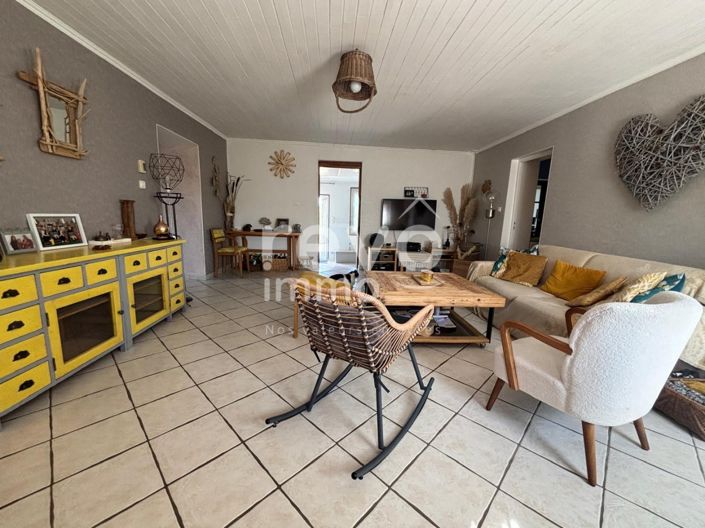 Image No.7-2 Bed House for sale