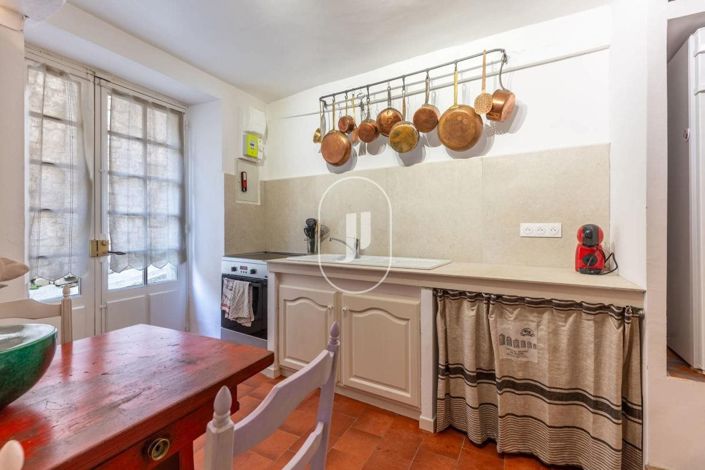 Image No.4-2 Bed House for sale