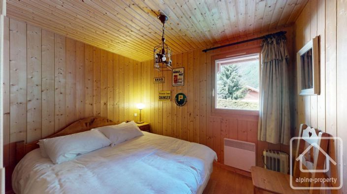 Image No.26-5 Bed Property for sale
