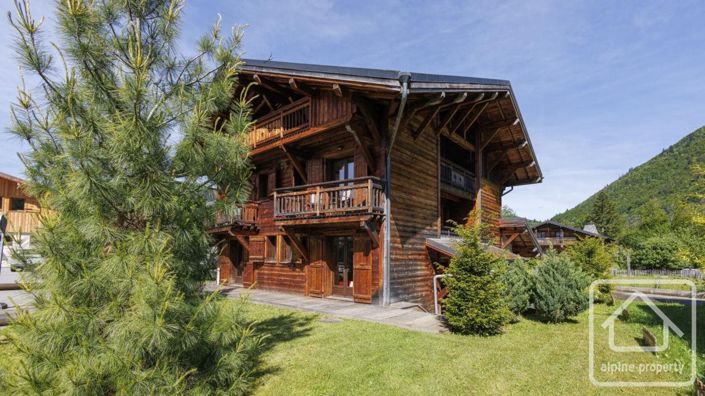 Image No.54-7 Bed Property for sale