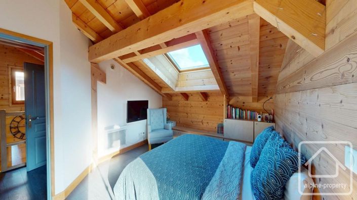 Image No.19-4 Bed Property for sale