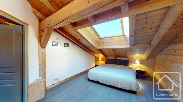 Image No.25-4 Bed Property for sale